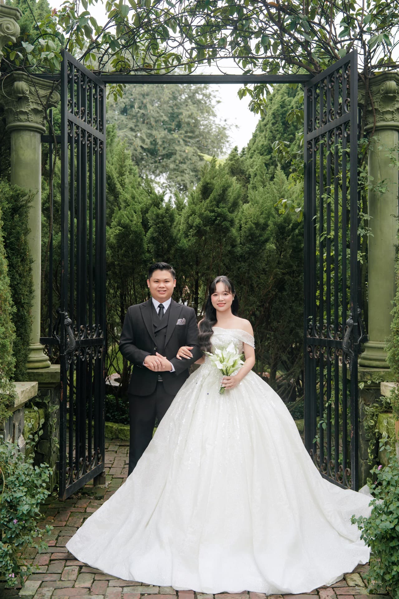 Bình & Linh Portrait 1